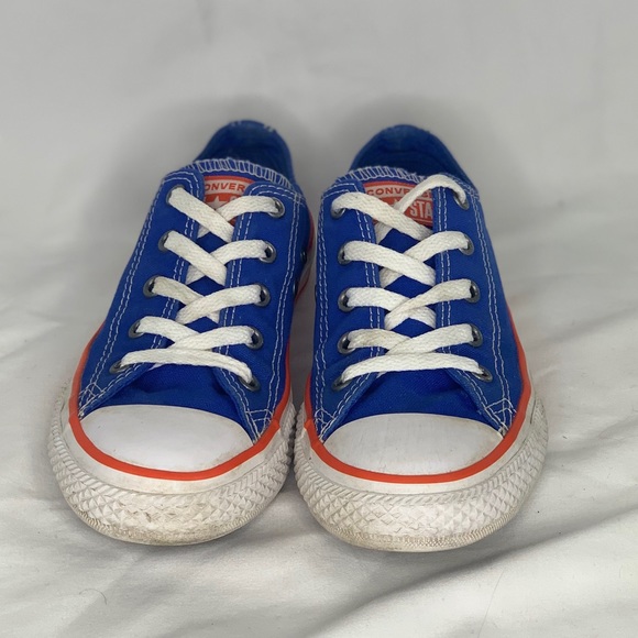 Chuck Taylor All-Star Low - Youth Size 1 - Picture 3 of 6